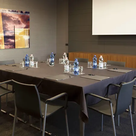 Ac By Marriott Hotel Brescia